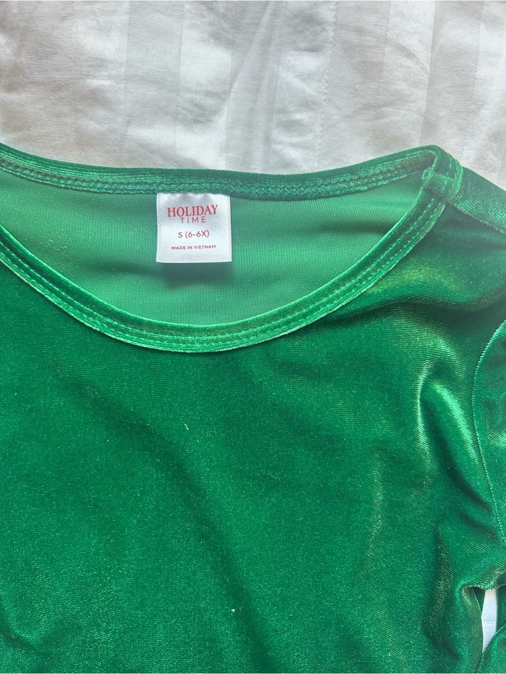 Holiday Time Bright Green Velvet Scoop Neck Dress - Picture 4 of 4